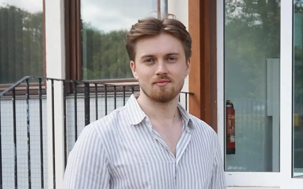 Application Developer Hugo Raczka on CyberEnterprise | classix Software ...